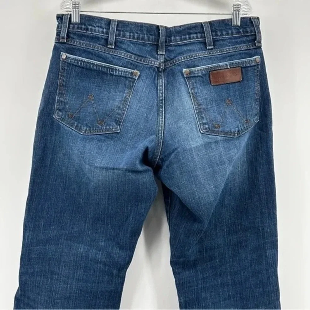 Wrangler Jeans Men 34x31 Dark Wash Retro Relaxed Boot Cut Blue Denim‎ Western